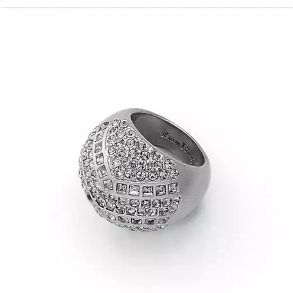 Gorgeous Kiam Family Sparkle Dome Ring! Size8
